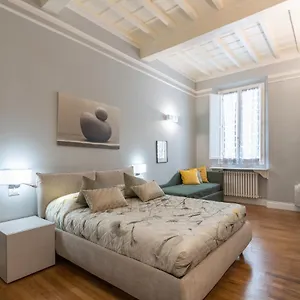  Apartment Deluxe Corso 5 Italy